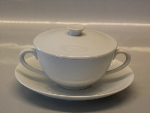 Royal Copenhagen Salto Tableware  14449 Cream soup cup with lid 25 cl and saucer 
15.5 cm
