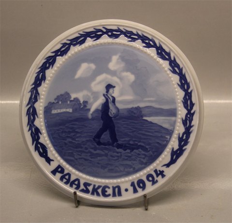B&G Porcelain Easter Plate 1924 Man seeding 18.5 cm