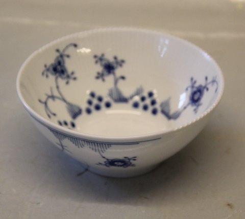 Elements Blue on Fluted Danish Porcelain 573-1 Blue elements bowl 5.5 x 13 cm, 
30 cl. (1024805)