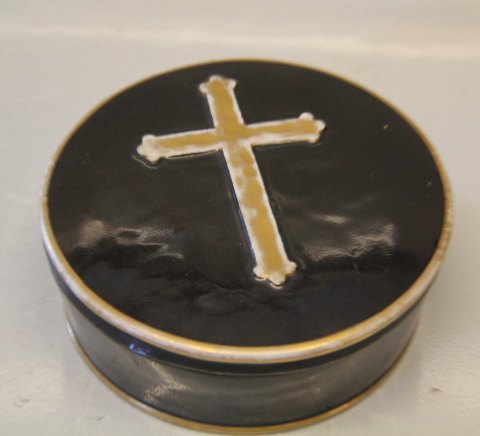 Royal Copenhagen Antique Altar Bread Box  black with gold and cross - used for 
church service 5 x 14.5 cm Wore on gold amd inside chips see images