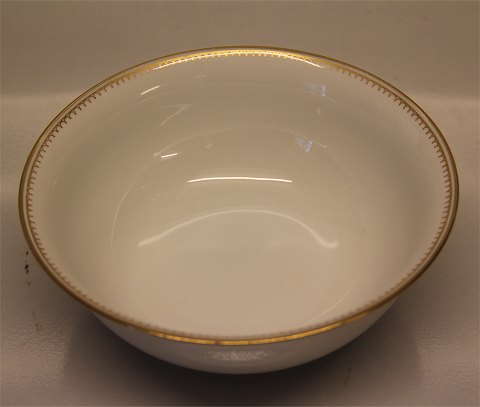 044 Rund skål 7 x 18 cm (312)	 B&G Menuet: Hvidt porcelæn, takket guldkant, 
hvid, form 601 Bing & Grøndahl 
