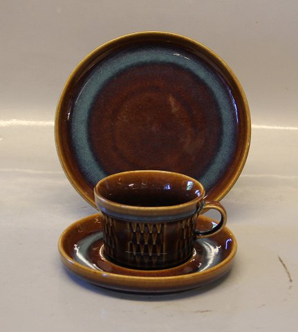 Granit - Brown- 1829 Tea cup & saucer 14.5 cm	 Bornholm Denmark Stoneware 
Soeholm Tea set