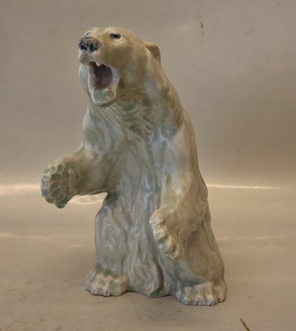 Unique B&G Rare Knud Kyhn Polar bear 22 x  16 cm Signed 1911 B&G Porcelain