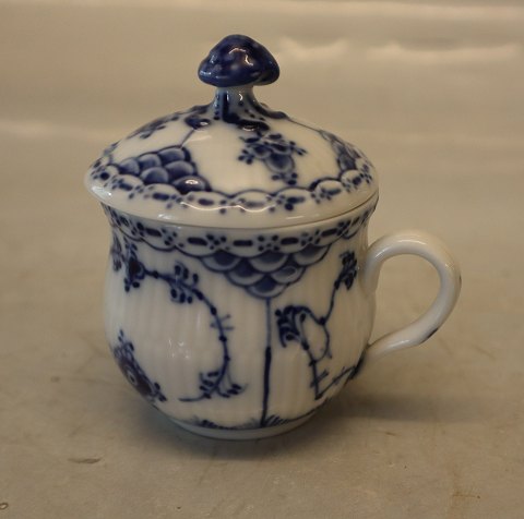 743-744-1 Mustard cup with lid 9 cm Blue Fluted Danish Porcelain half lace