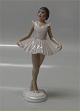 Dahl Jensen figurine
1335 Ballerina small girl (DJ) 15.5 cm