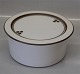 Brown Domino porcelain
14920 Bowl with lid 7.5 x 17,7 cm Royal Copenhagen