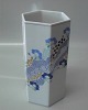 B&G Porcelain B&G 1817-5473 - 6 sided Vase Design Annegrethe Halling Koch 9 x 20 
cm  blue; Prisme

