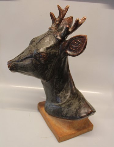 B&G Art Pottery B&G 7002 Deer head 45 cm Karl Otto Johansen