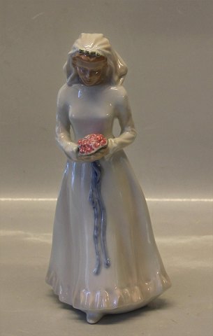 Royal Copenhagen figurine RC Bride 25 cm Bridal B&G 2512 Girl in long dress - 
bride ca 25 vm (RC)
