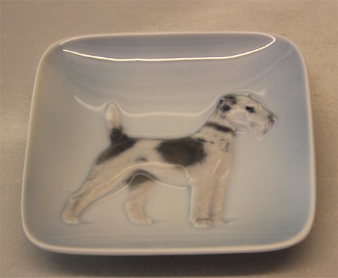 Royal Copenhagen 3663 RC Dog tray with terrier, square 10.5 cm
