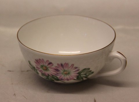 Chrysantemum Bing and Grondahl 108 Tea cup 5 x 10 cm WITHOUT saucer 15 cm