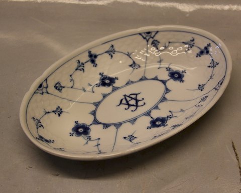 B&G Blue Traditional -  tableware Hotel 1020 Oval bowl 33.5 x 15.5 cm (Hotel)  
Logo AV?