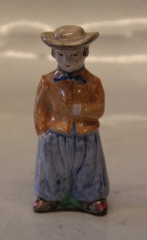 L. Hjorth Miniature i  egnsdragter - Ungmand i orange og blåt 10 cm