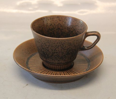 Coffee cup 6.5 x 8.5 cm, saucer 14 cm Noeddebo Brown Ceramics Stoneware Danish 
Art Pottery Knabstrup