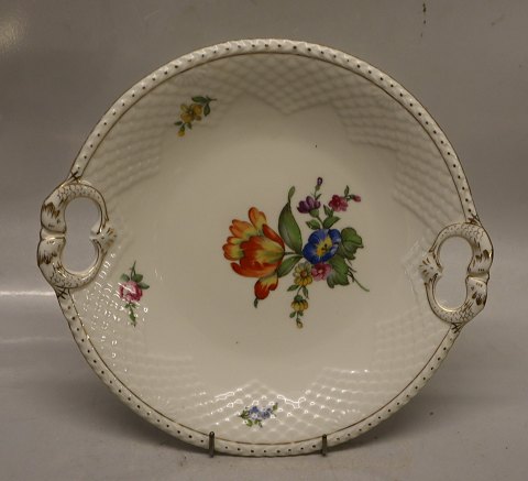 101 Dish with handles 23 cm	 B&G Saxon Flower Creme porcelain