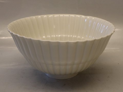 Royal Copenhagen 3422 RC Ribbed bowl 10 x 21 cm Thorkild Olsen Blanc de Chine