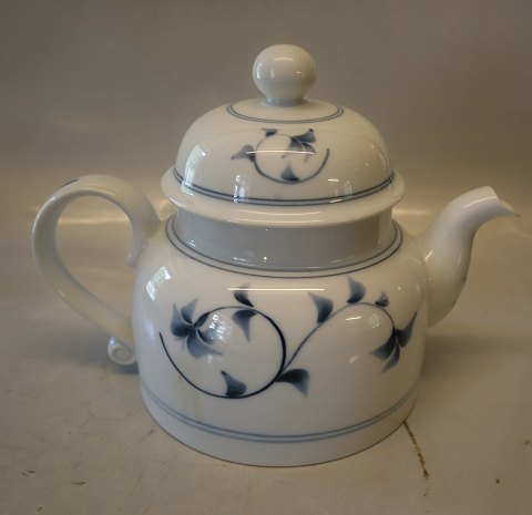 112-15135 Tea pot  20 x 28 cm Royal Copenhagen Noblesse
