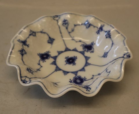 350 Fluted dish 5-3/4" / 14.5 cmB&G Blue Traditional porcelain