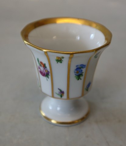 8576-444 Egg cup 6 cm Royal Copenhagen Henriette