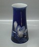 Signed C, Hallin  1919 Vase with flowers 21.5 cm B&G Porcelain