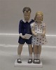 B&G Figurine
B&G 2188 Boy & Girl singing 18,5 cm Claire Weiss 1933