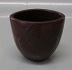 Bornholm Art Pottery, Hjort 
Hjort:  Oval Brow vase with relief pattern 8,5 x 9 cm L.