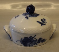 Royal Copenhagen Blue Flower Braided Teapot No 8122 