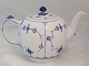 Blue Fluted Danish Porcelain 259-1 Tea pot, oval 1 l (#141 & #142) 8 cups
